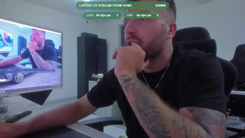 Aiden online show from October 2, 2025, 9:22 pm