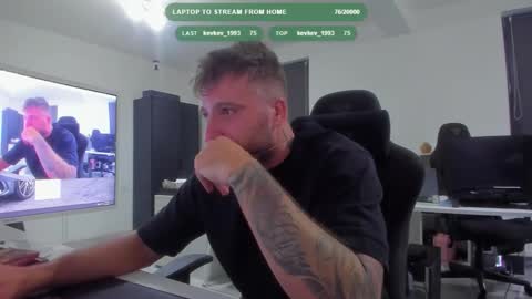 Aiden online show from October 3, 2025, 8:50 pm