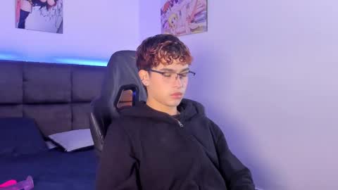 Aiden  online show from October 18, 2025, 11:55 am