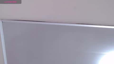 Snapshot of aiilynn_1 chatting on November 24, 2025, 9:36 pm Ailyn online show from November 24, 2025, 9:36 pm