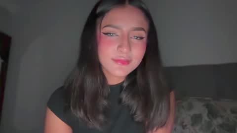 Aiisha online show from May 14, 2026, 1:45 am