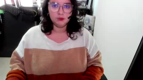 Catalina online show from December 22, 2025, 12:57 pm