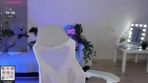 Lynn online show from February 11, 2026, 1:38 pm