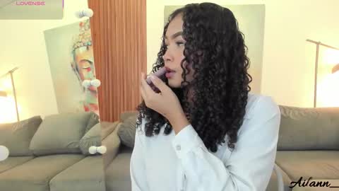 Alisson online show from September 30, 2025, 7:41 pm