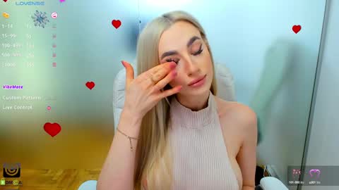 Allie  online show from February 18, 2025, 9:21 am