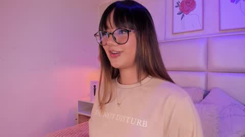 Aily Yozuko online show from February 11, 2026, 2:49 am