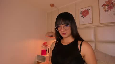 Snapshot of aily_yozuko chatting on June 18, 2026, 2:34 am Aily Yozuko online show from June 18, 2026, 2:34 am