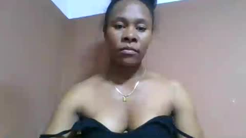 aimee982179 online show from July 21, 2026, 7:05 pm