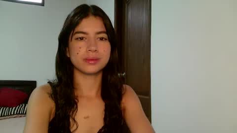 J  online show from September 21, 2025, 2:19 pm