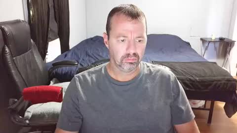 Daddy online show from May 17, 2026, 3:52 pm