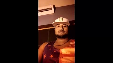 Snapshot of airoon91 chatting on October 21, 2025, 9:43 am airoon91 online show from October 21, 2025, 9:43 am