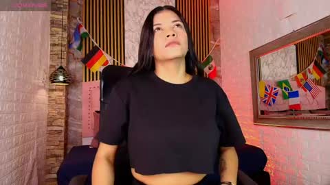 Snapshot of aisha__cambell chatting on June 22, 2026, 11:51 am aisha__cambell online show from June 22, 2026, 11:51 am
