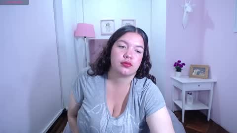 Snapshot of aisha_beneth chatting on February 11, 2025, 2:46 pm online show from February 11, 2025, 2:46 pm