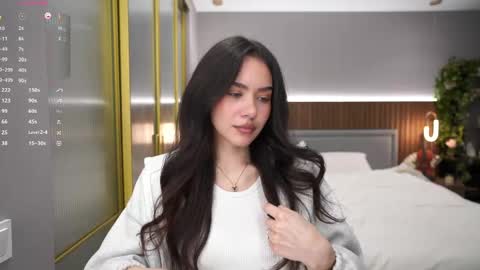 Aisha online show from April 28, 2026, 5:12 am