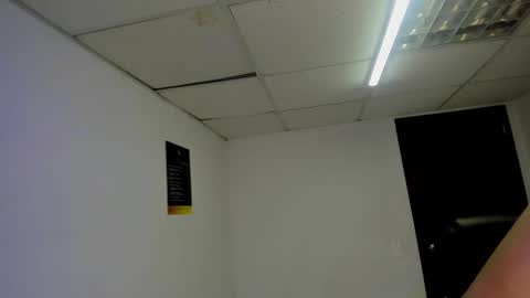 Aisha online show from March 4, 2026, 4:40 am