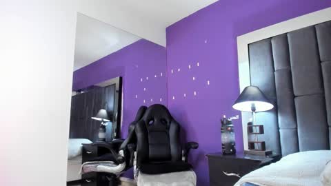 Snapshot of aisha_nowak chatting on March 3, 2025, 10:42 pm Aisha online show from March 3, 2025, 10:42 pm