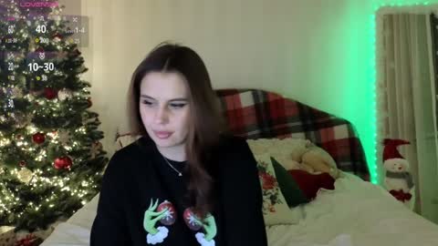 Snapshot of aisha_riley chatting on December 22, 2024, 5:21 pm Aisha online show from December 22, 2024, 5:21 pm