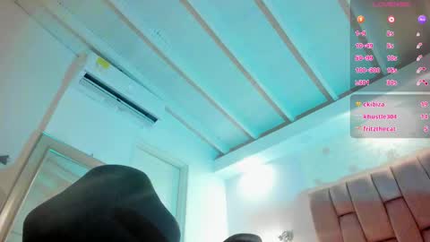 aisha  online show from March 28, 2026, 10:26 am