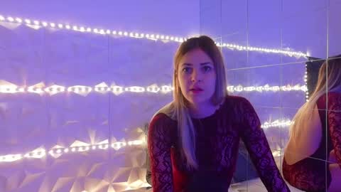 Aisha online show from October 23, 2025, 5:07 am