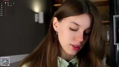 Snapshot of aislyfarran chatting on October 1, 2025, 1:11 am Aliza online show from October 1, 2025, 1:11 am