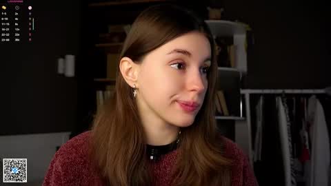 Snapshot of aislyfarran chatting on October 14, 2025, 1:06 am Aliza online show from October 14, 2025, 1:06 am