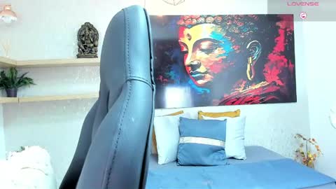 Snapshot of aitana_baker_ chatting on May 12, 2026, 8:39 pm little aitana online show from May 12, 2026, 8:39 pm