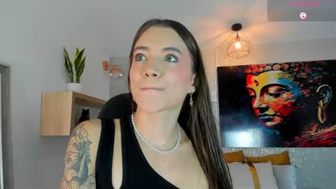 little aitana  online show from June 18, 2026, 3:07 am