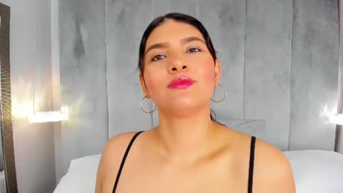 Snapshot of aitanajones1_ chatting on June 17, 2026, 11:01 am Aitana online show from June 17, 2026, 11:01 am