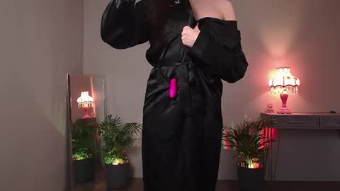 Anastasia online show from April 13, 2026, 5:07 pm