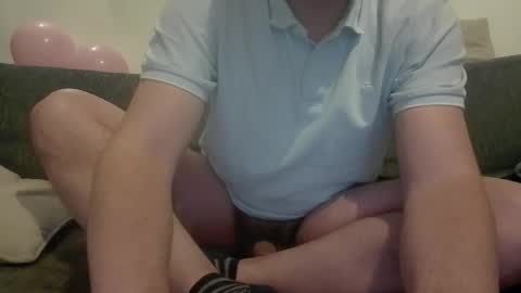 Ju online show from December 13, 2025, 7:53 pm