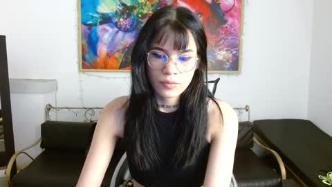 akalyy_ online show from January 15, 2026, 1:37 pm