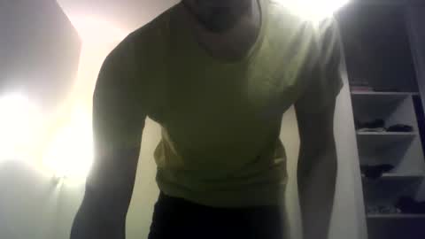 akapulco34 online show from November 10, 2025, 4:50 pm