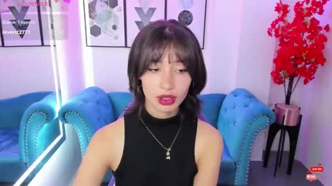 Snapshot of akaza_hakuji_ chatting on September 27, 2025, 12:32 pm Azaka online show from September 27, 2025, 12:32 pm