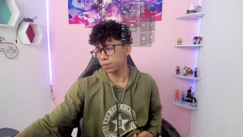 Snapshot of akazaboy chatting on January 12, 2025, 4:21 am akazaboy online show from January 12, 2025, 4:21 am