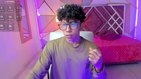 Snapshot of akazaboy chatting on January 31, 2025, 4:25 am akazaboy online show from January 31, 2025, 4:25 am