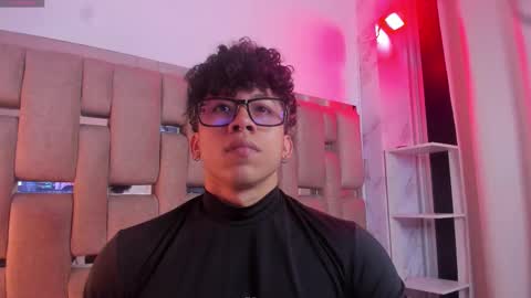 Snapshot of akazaboy chatting on November 4, 2025, 5:50 am akazaboy online show from November 4, 2025, 5:50 am