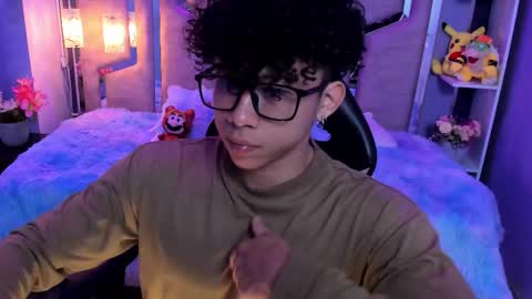 Snapshot of akazaboy chatting on November 13, 2025, 4:11 am akazaboy online show from November 13, 2025, 4:11 am