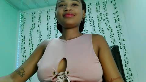 Snapshot of akemy_saunderz chatting on June 6, 2026, 3:22 am akemy_saunderz online show from June 6, 2026, 3:22 am