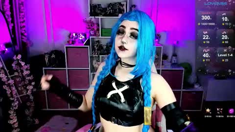 Snapshot of aki__ra chatting on October 1, 2025, 12:38 am Aki online show from October 1, 2025, 12:38 am