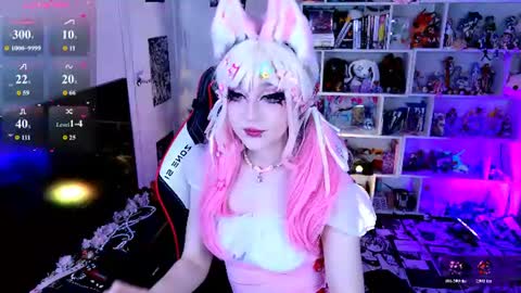 Aki online show from June 21, 2026, 10:01 pm