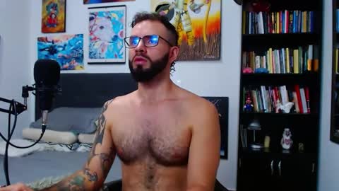 Snapshot of akiles_r chatting on October 7, 2025, 10:51 pm akiles online show from October 7, 2025, 10:51 pm