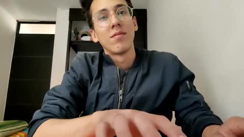 My love online show from January 26, 2025, 7:20 pm