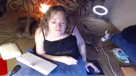Snapshot of akindmodel chatting on January 17, 2025, 9:39 am Natalie online show from January 17, 2025, 9:39 am