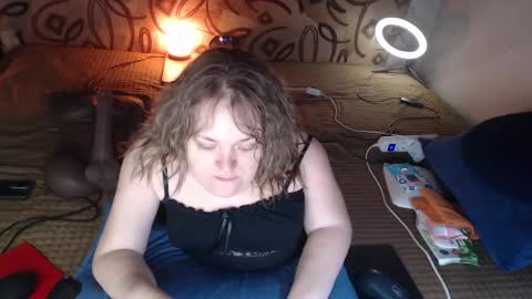Snapshot of akindmodel chatting on January 19, 2025, 11:45 am Natalie online show from January 19, 2025, 11:45 am