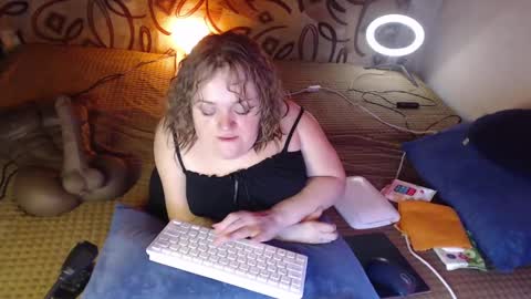 Snapshot of akindmodel chatting on January 21, 2025, 4:54 am Natalie online show from January 21, 2025, 4:54 am