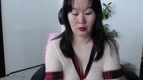 Akira online show from October 9, 2025, 2:42 am