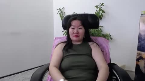 Akira online show from November 14, 2025, 2:54 am