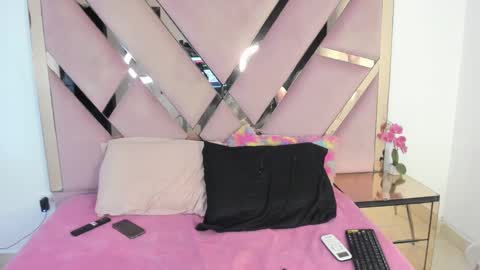 akiraht online show from September 20, 2025, 9:05 pm