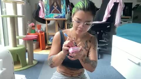 Akira Zay online show from March 3, 2026, 11:54 pm