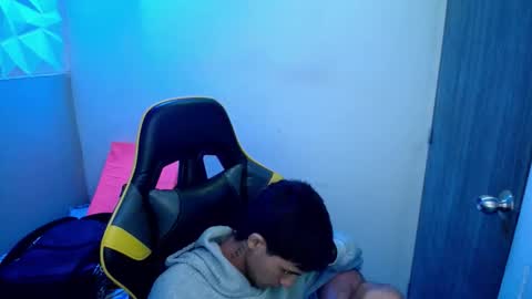 Akyra latin online show from February 25, 2026, 12:26 pm